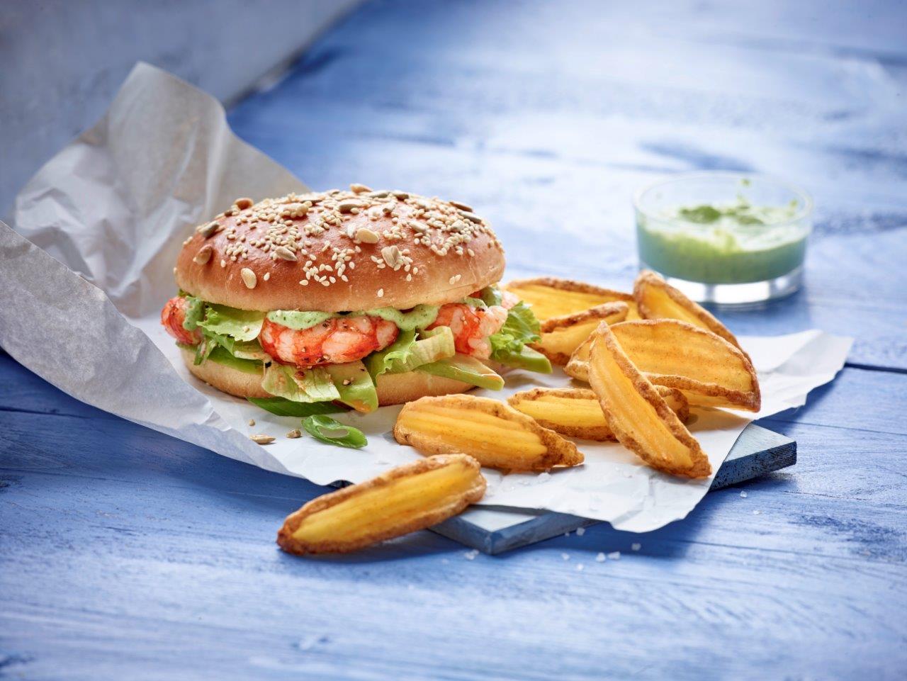 Burger z krewetkami i sosem pesto